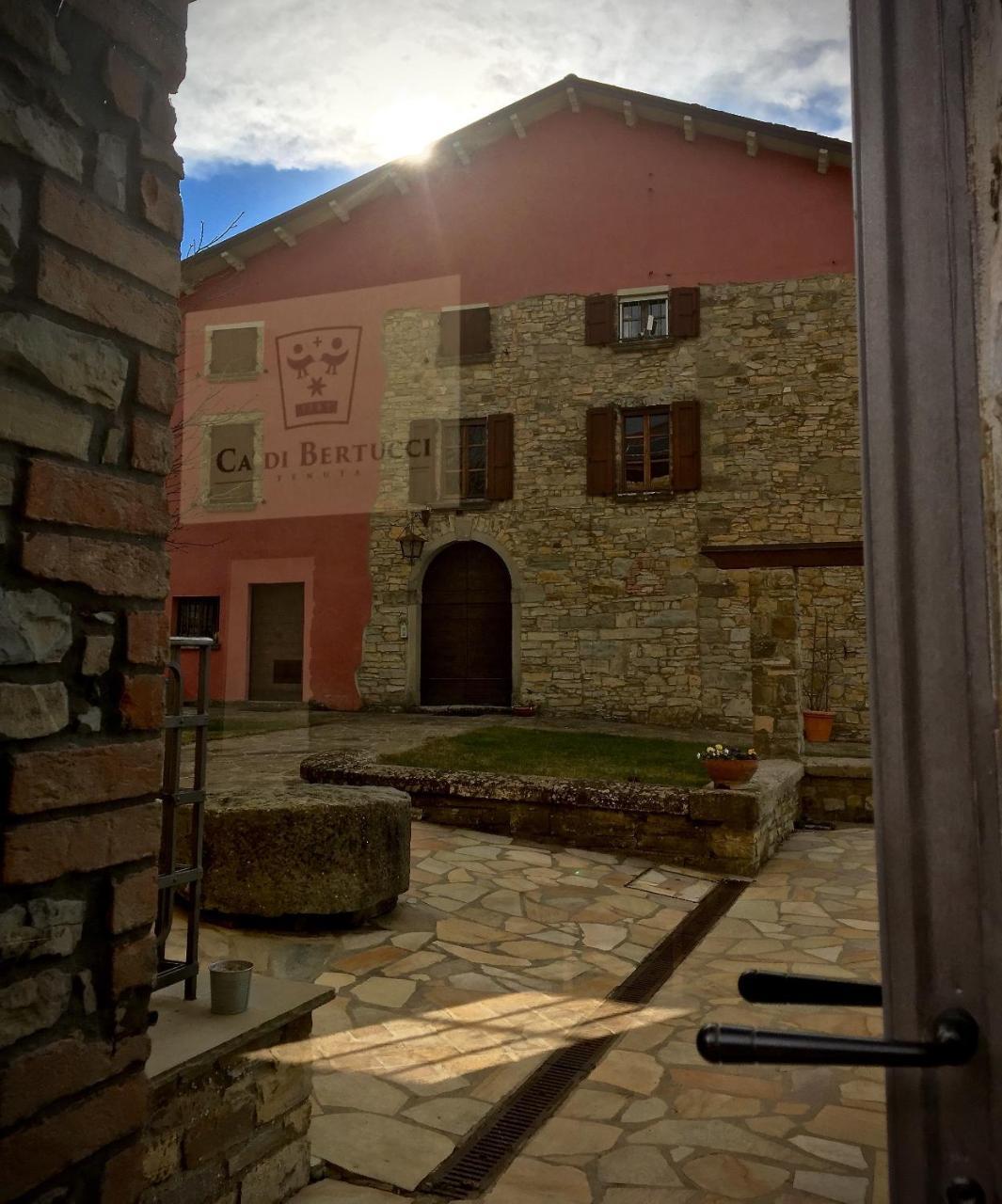 Tenuta Ca Di Bertucci Solignano Exteriör bild